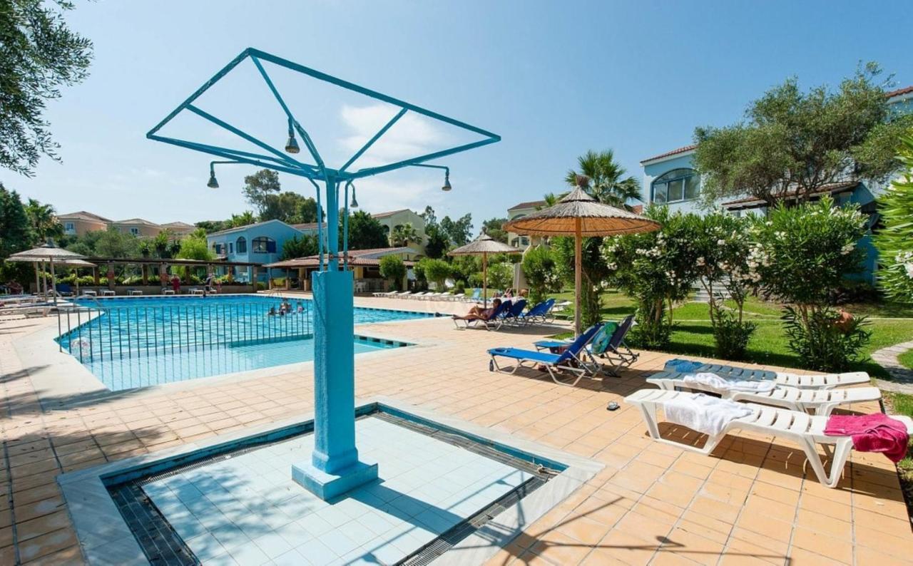 Govino Bay Luxury Beach Loft Apartment Danilia Екстериор снимка